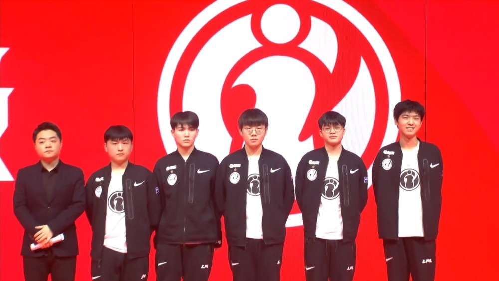 写辉煌篇章 写辉煌篇章