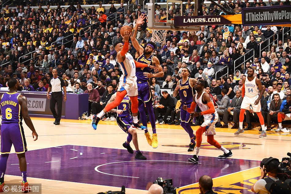 他的这些特 他的这些特