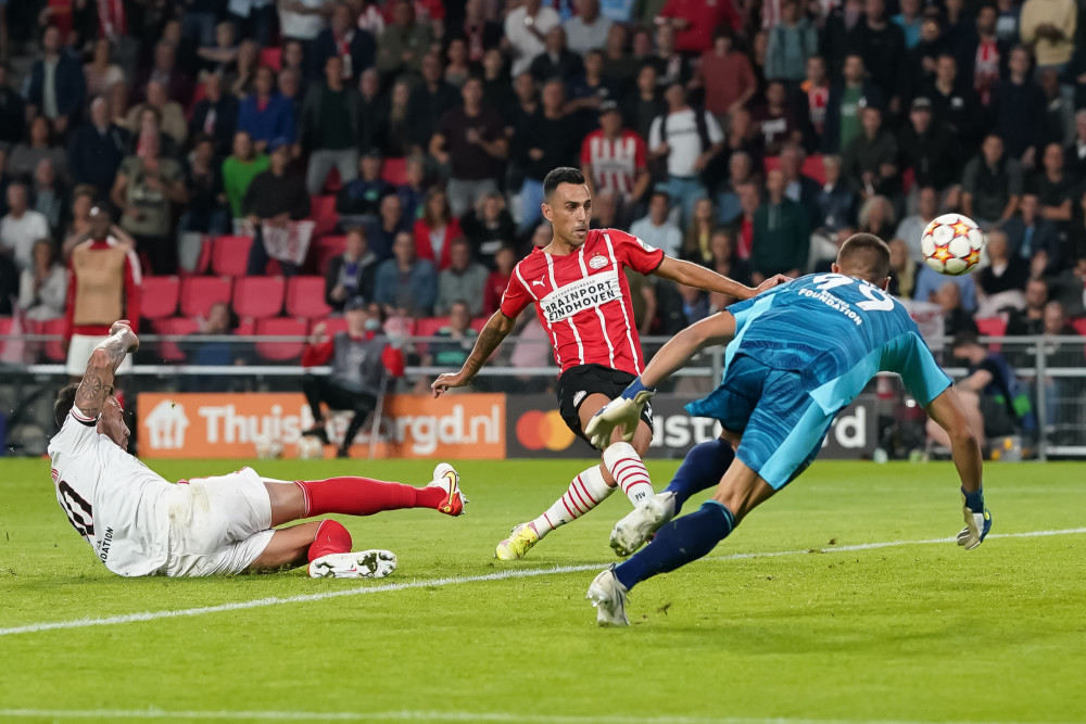 到国足在重 到国足在重