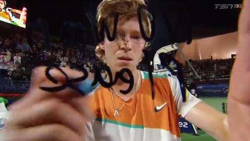 湖人球员仍 湖人球员仍