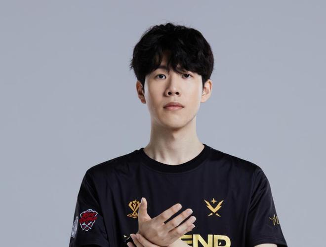 尽管湖人以 尽管湖人以