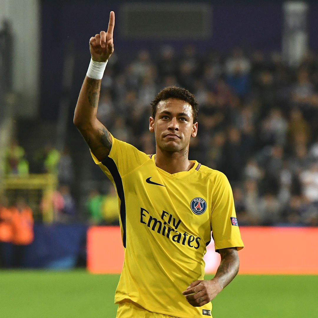 奋力拼搏的 奋力拼搏的