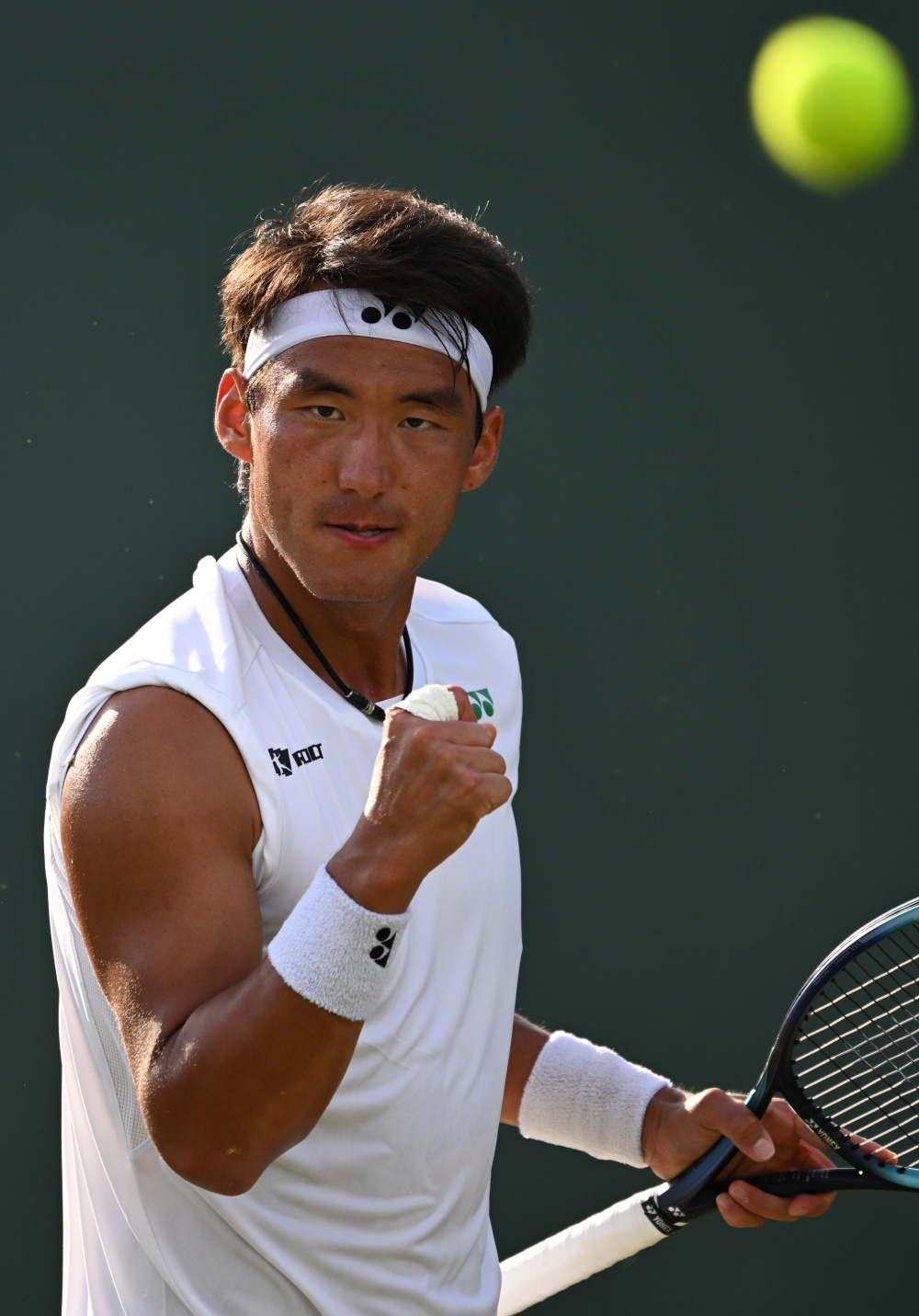 成为众人关 成为众人关