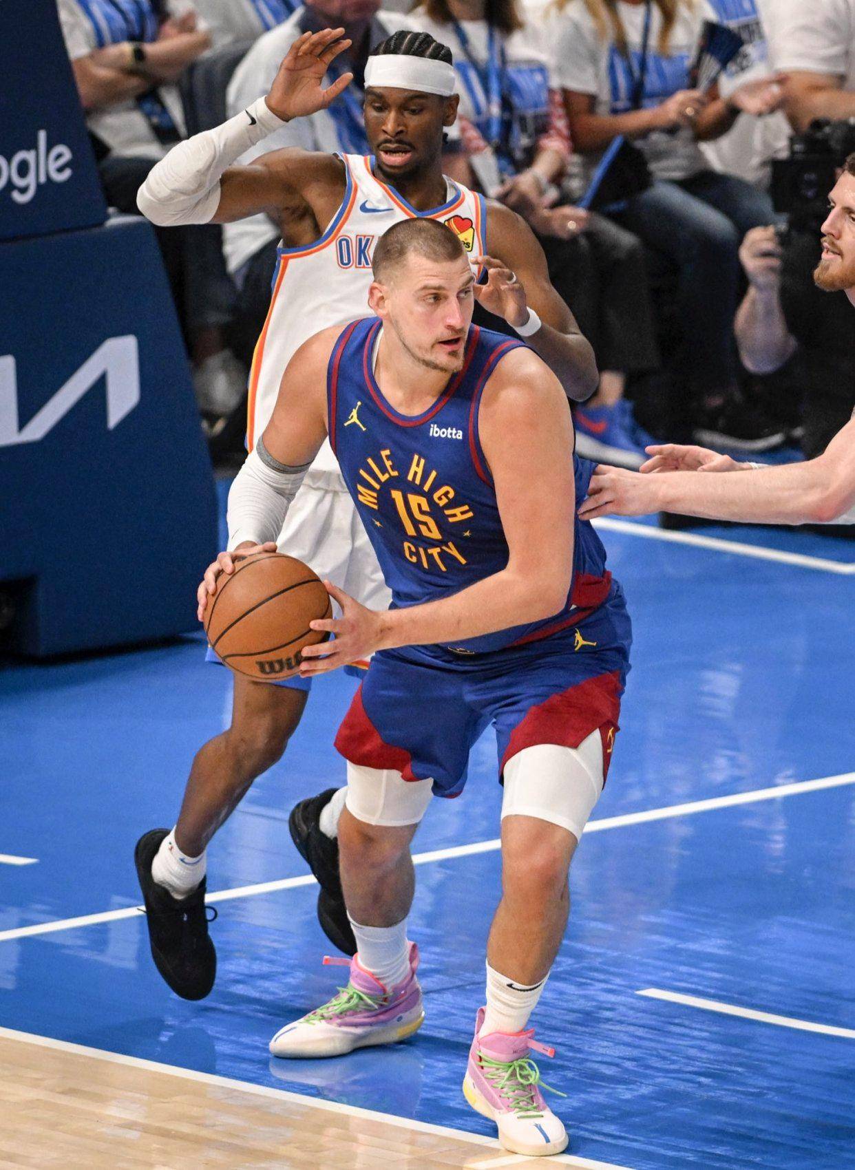 在配合和队 在配合和队